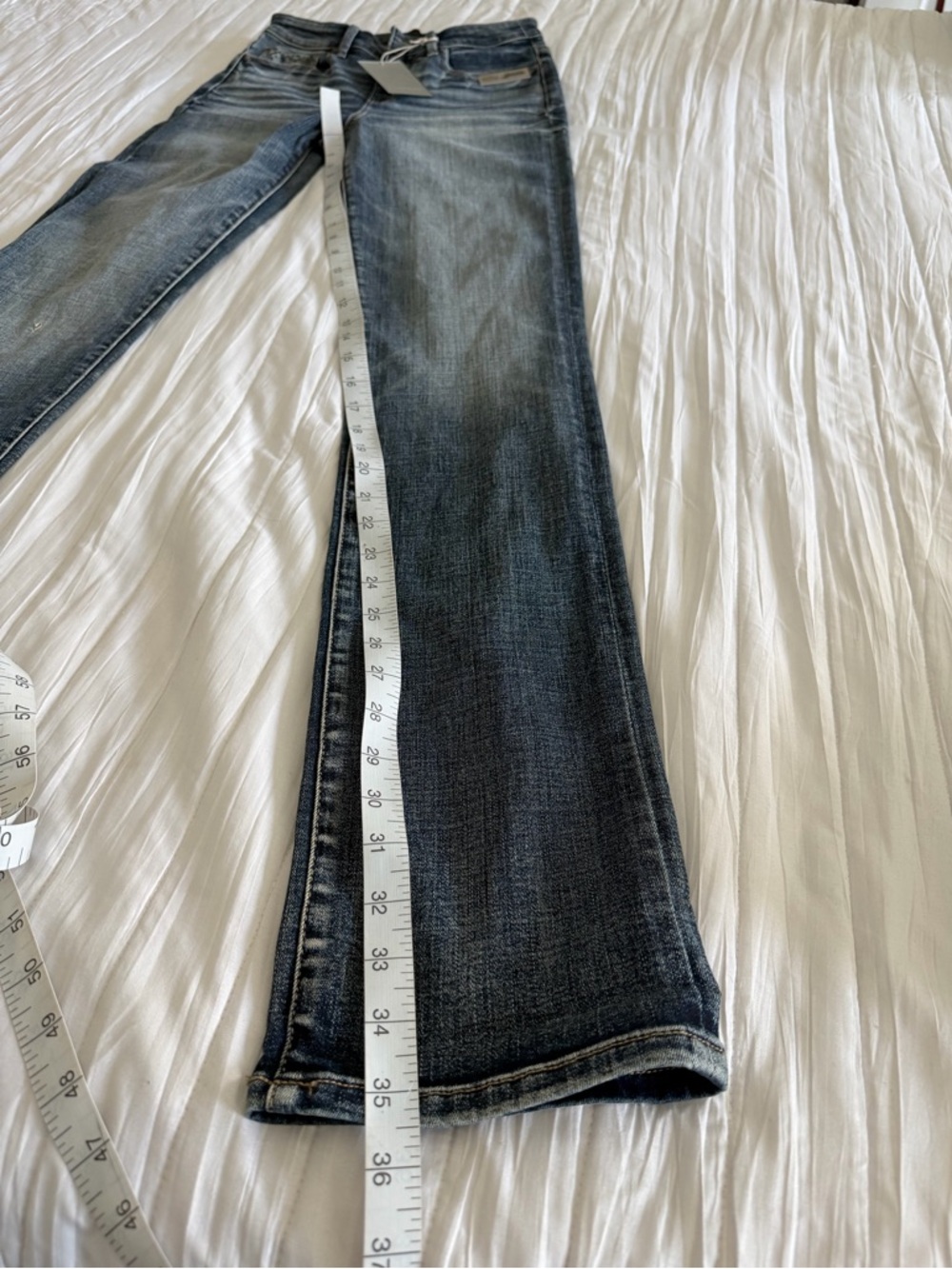 NWT Buckle Straight Leg Jeans - Picture 5 of 8